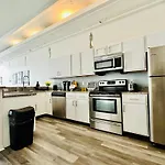 Executive Vacation Suite For 4